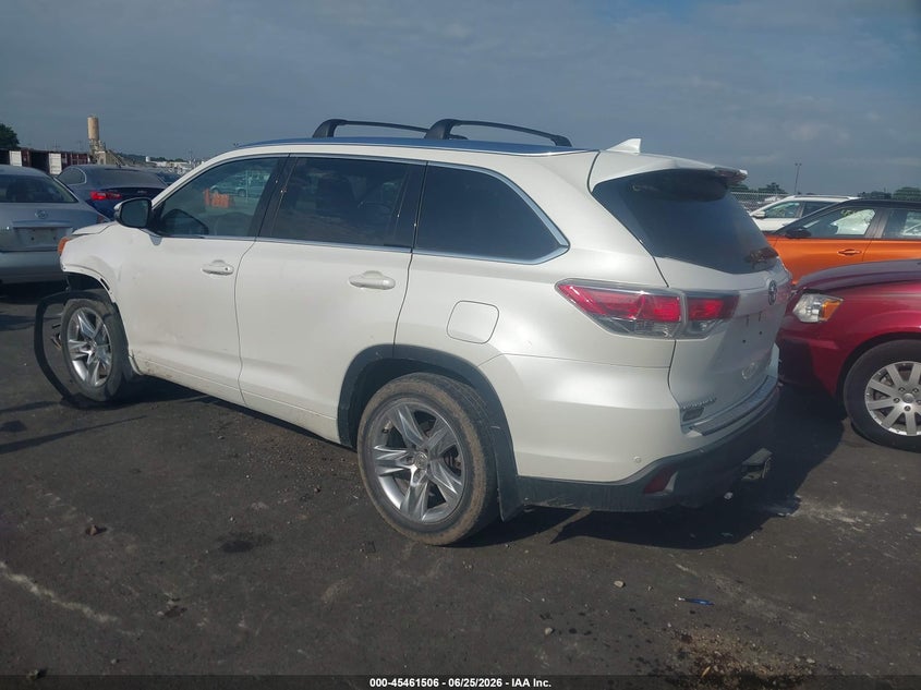 2015 Toyota Highlander VIN 5TDDKRFH1FS198073 IAAI salvage auction — FRONT END, Salvage (Illinois), sold $7,100 on 2026-08-22 (photo 3)