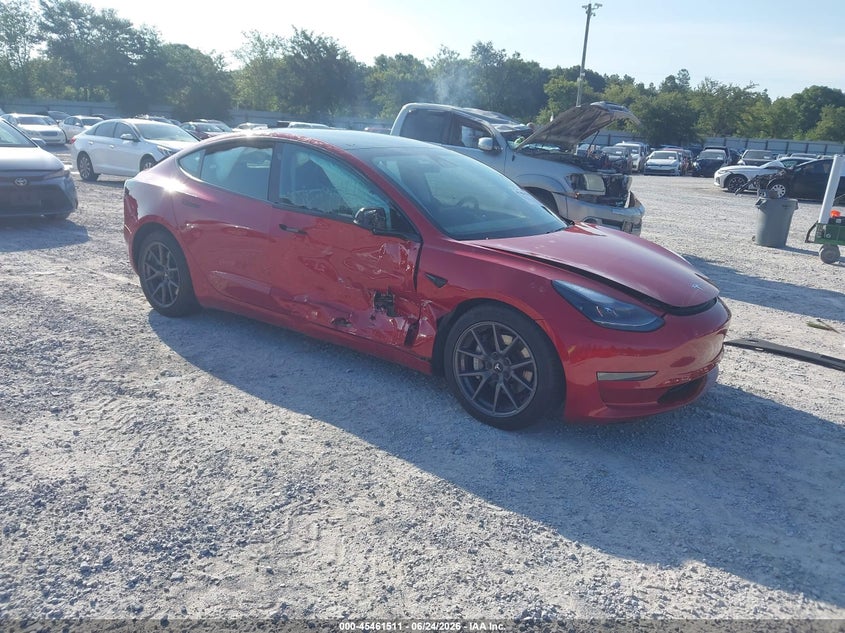 2021 Tesla Model 3 VIN 5YJ3E1EB0MF012915 IAAI salvage auction — RIGHT SIDE, Salvage Title, sold $7,700 on 2026-07-23 (photo 1)