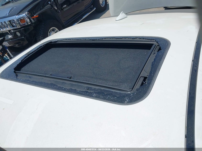 2020 Infiniti Q60 VIN JN1FV7EK7LM400037 IAAI salvage auction — THEFT, Salvage Title, sold $12,600 on 2026-08-05 (photo 6)