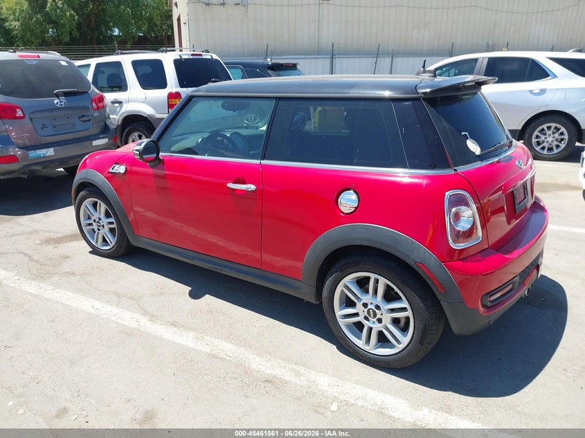 2013 Mini Hard top VIN WMWSV3C58DT390270 IAAI salvage auction — NORMAL WEAR, Salvage (California), sold $525 on 2026-07-14 (photo 3)