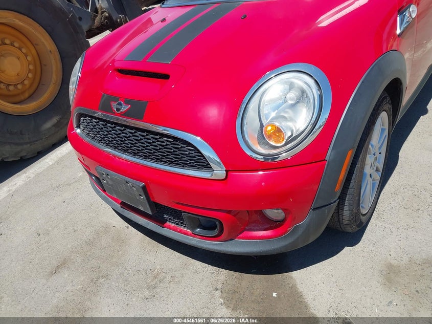 2013 Mini Hard top VIN WMWSV3C58DT390270 IAAI salvage auction — NORMAL WEAR, Salvage (California), sold $525 on 2026-07-14 (photo 6)