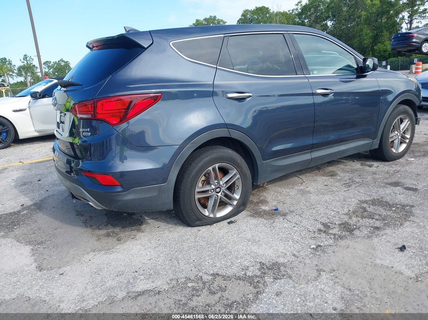2017 Hyundai Santa fe VIN 5XYZTDLB2HG402384 IAAI salvage auction — NORMAL WEAR, Clear (Florida), sold $2,400 on 2026-07-06 (photo 4)