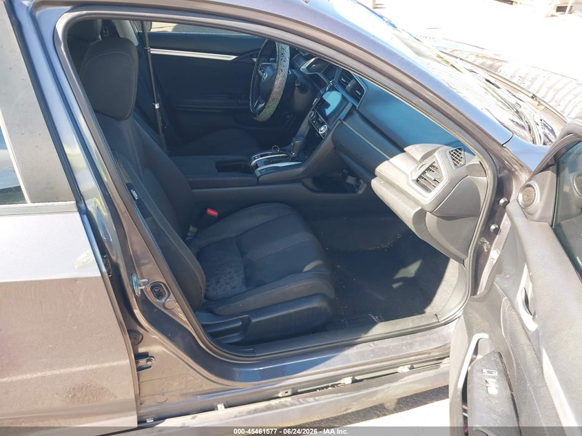 2017 Honda Civic VIN 2HGFC2F79HH550551 IAAI salvage auction — SIDE, Salvage Title, sold $625 on 2026-08-22 (photo 5)