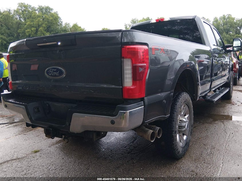 2017 Ford F350 VIN 1FT8W3BT1HEB53446 IAAI salvage auction — HAIL, Salvage (Kansas), sold $10,500 on 2026-07-29 (photo 4)