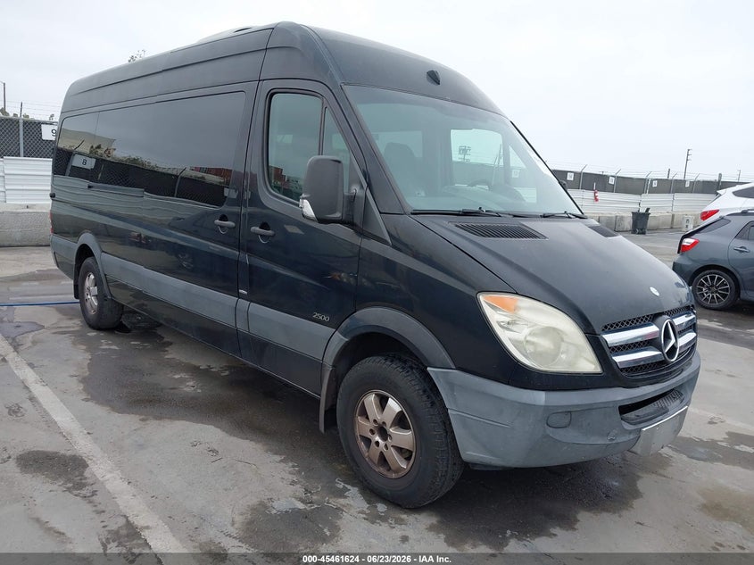 2013 Mercedes-benz Sprinter VIN WDZPE8CC9D5773269 IAAI salvage auction — FRONT END, Clear - Dealer Only (California), sold $4,025 on 2026-07-08 (photo 1)