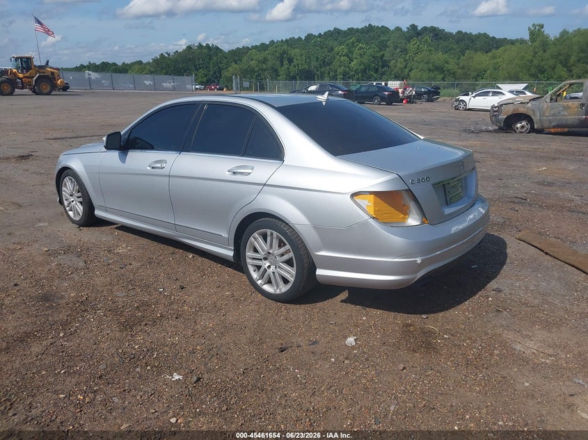 2009 Mercedes-benz C class VIN WDDGF81X19F206547 IAAI salvage auction — REAR END, Salvage (Mississippi), sold $825 on 2026-07-22 (photo 3)