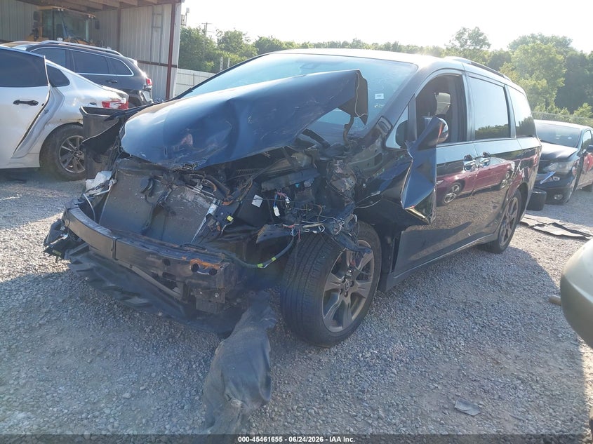 2020 Toyota Sienna VIN 5TDXZ3DC1LS027249 IAAI salvage auction — FRONT END, Salvage (Ohio), sold $425 on 2026-07-29 (photo 2)