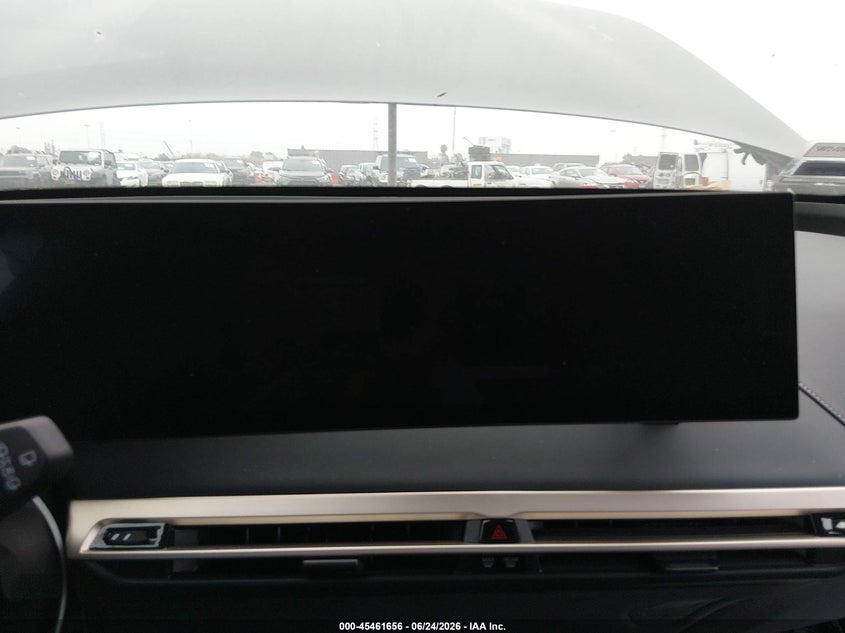 2023 BMW Ix VIN WB523CF02PCL56429 IAAI salvage auction — RIGHT SIDE, Salvage Title, sold $25,500 on 2026-07-23 (photo 7)