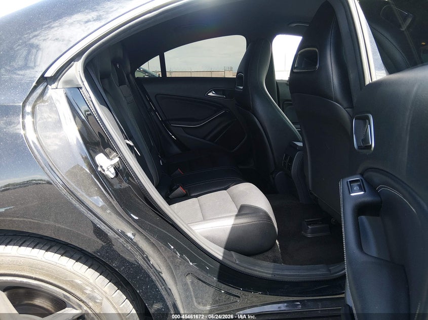 2017 Mercedes-benz Cla-klasse VIN WDDSJ4EB2HN424789 IAAI salvage auction — RIGHT SIDE, Salvage (Nevada), sold $2,500 on 2026-08-11 (photo 8)