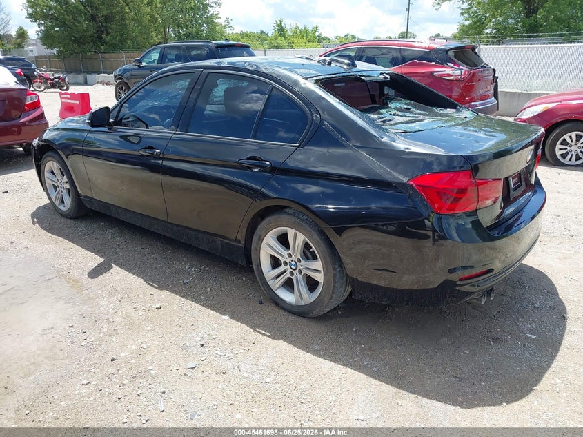 2016 BMW 3er VIN WBA8E9G54GNT84711 IAAI salvage auction — HAIL, Salvage (Illinois), sold $775 on 2026-08-18 (photo 3)