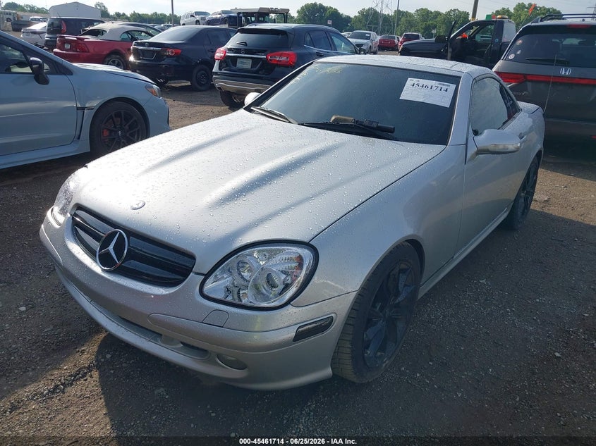 2002 Mercedes-benz Slk-klasse VIN WDBKK65F92F241251 IAAI salvage auction — NORMAL WEAR, Rebuilt (Indiana), sold $3,000 on 2026-07-15 (photo 2)