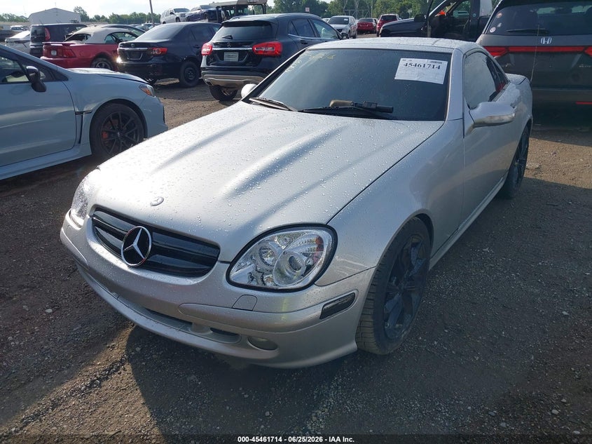 2002 Mercedes-benz Slk-klasse VIN WDBKK65F92F241251 IAAI salvage auction — NORMAL WEAR, Rebuilt (Indiana), sold $3,000 on 2026-07-15 (photo 6)