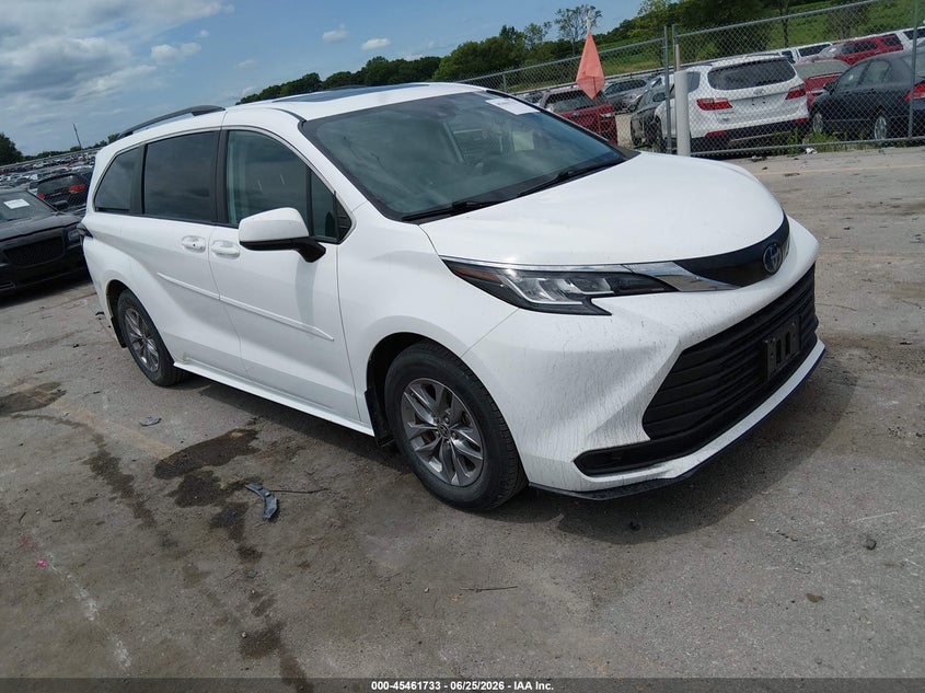 2022 Toyota Sienna VIN 5TDBSKFC7NS047482 IAAI salvage auction — HAIL, Salvage (Iowa), sold $5,300 on 2026-07-21 (photo 1)