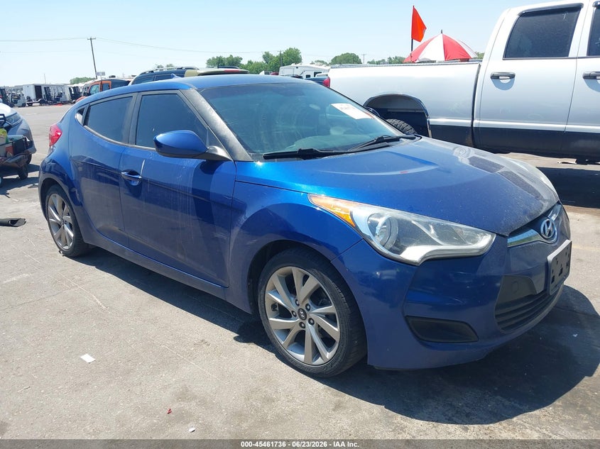 2016 Hyundai Veloster VIN KMHTC6AD3GU288202 IAAI salvage auction — SIDE, Salvage Title, sold $725 on 2026-07-30 (photo 1)