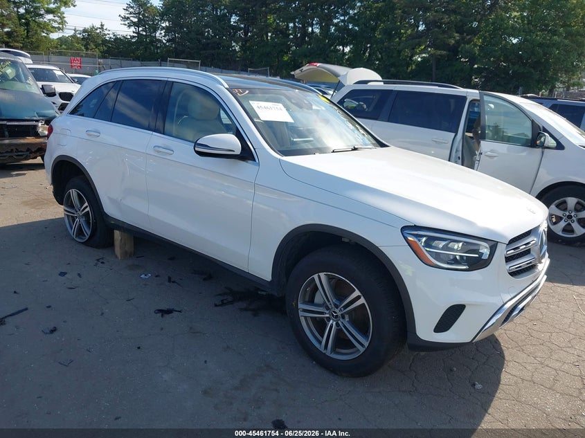 2020 Mercedes-benz Glc VIN WDC0G8EB8LF722879 IAAI salvage auction — LEFT & RIGHT, Salvage Title, sold $3,950 on 2026-07-28 (photo 1)