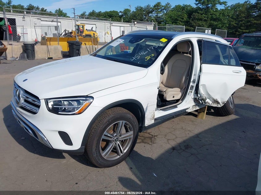 2020 Mercedes-benz Glc VIN WDC0G8EB8LF722879 IAAI salvage auction — LEFT & RIGHT, Salvage Title, sold $3,950 on 2026-07-28 (photo 2)