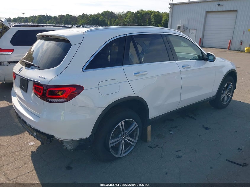 2020 Mercedes-benz Glc VIN WDC0G8EB8LF722879 IAAI salvage auction — LEFT & RIGHT, Salvage Title, sold $3,950 on 2026-07-28 (photo 4)