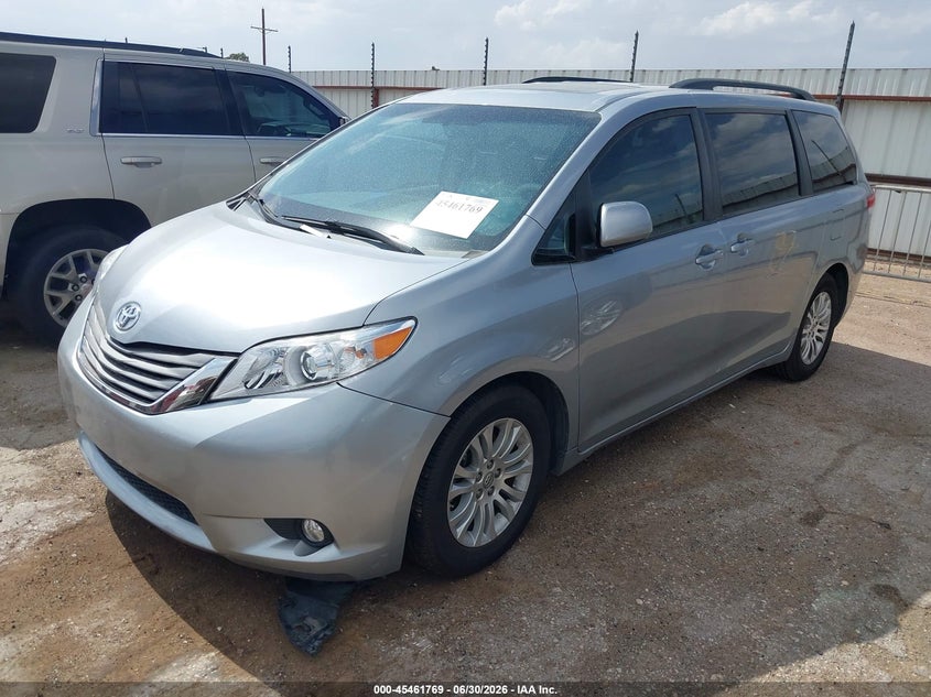 2011 Toyota Sienna VIN 5TDYK3DC2BS123947 IAAI salvage auction — WATER/FLOOD, Salvage (Texas), sold $3,300 on 2026-07-10 (photo 2)