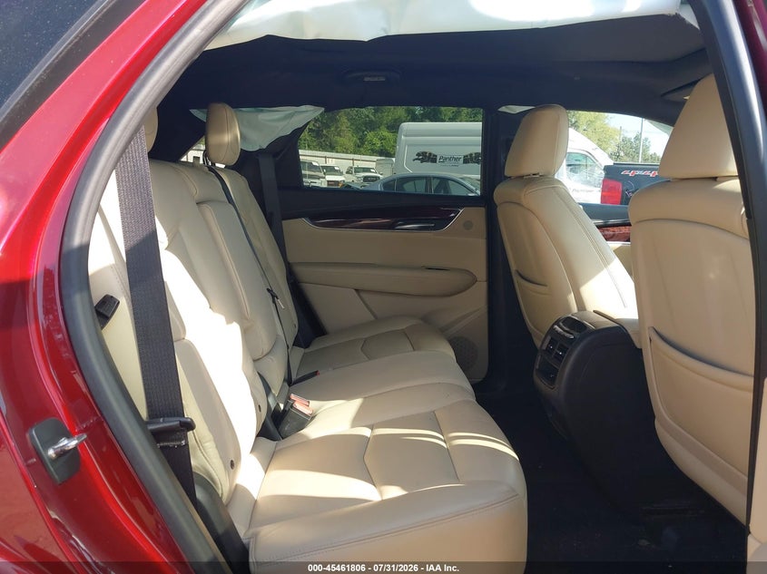 2017 Cadillac Xt5 VIN 1GYKNCRS3HZ238748 IAAI salvage auction — FRONT END, Wait Title, sold $775 on 2026-10-02 (photo 8)