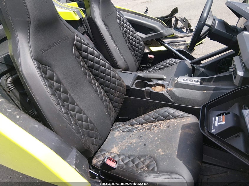 2023 Polaris Slingshot VIN 57XAAPHD0P8156236 IAAI salvage auction — LEFT FRONT, Salvage (Connecticut), sold $6,550 on 2026-07-08 (photo 5)