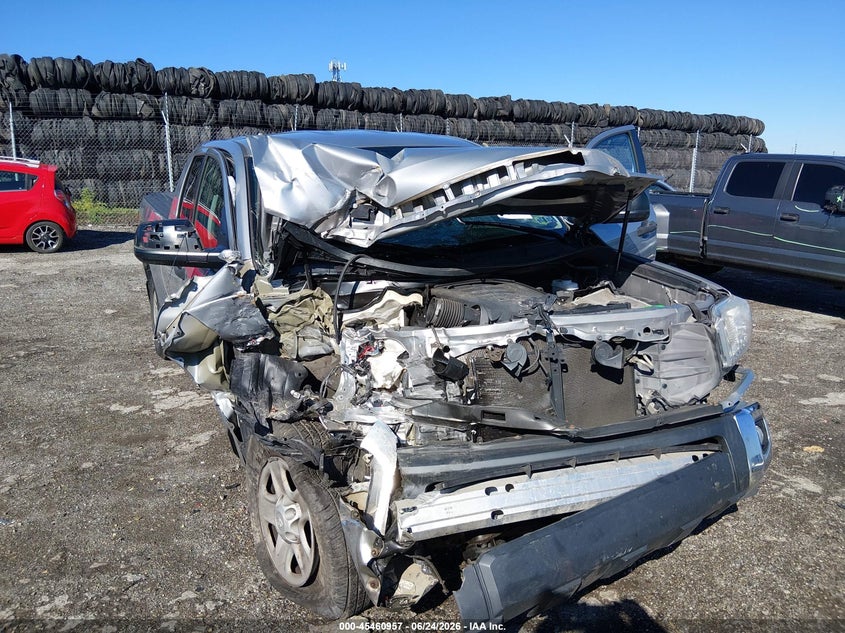2016 Toyota Tundra VIN 5TFUM5F19GX066888 IAAI salvage auction — FRONT END, Salvage (Pennsylvania), sold $3,550 on 2026-07-17 (photo 6)