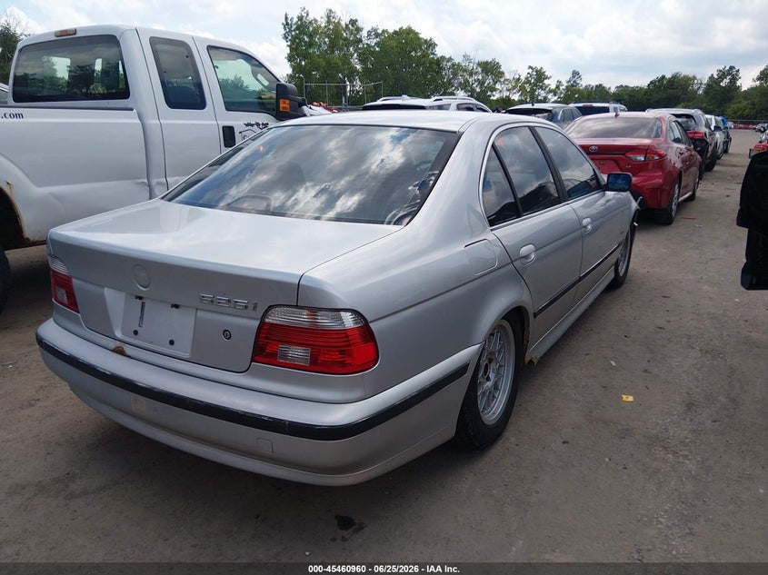 2001 BMW 5er VIN WBADT334X1GF41266 IAAI salvage auction — FRONT END, Salvage (Ohio), sold $1,000 on 2026-08-04 (photo 4)