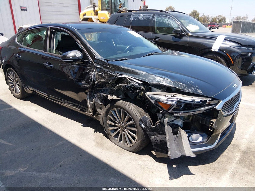 2017 Kia Cadenza VIN KNALC4J15H5058300 IAAI salvage auction — RIGHT FRONT, Salvage (California), sold $1,950 on 2026-07-16 (photo 1)