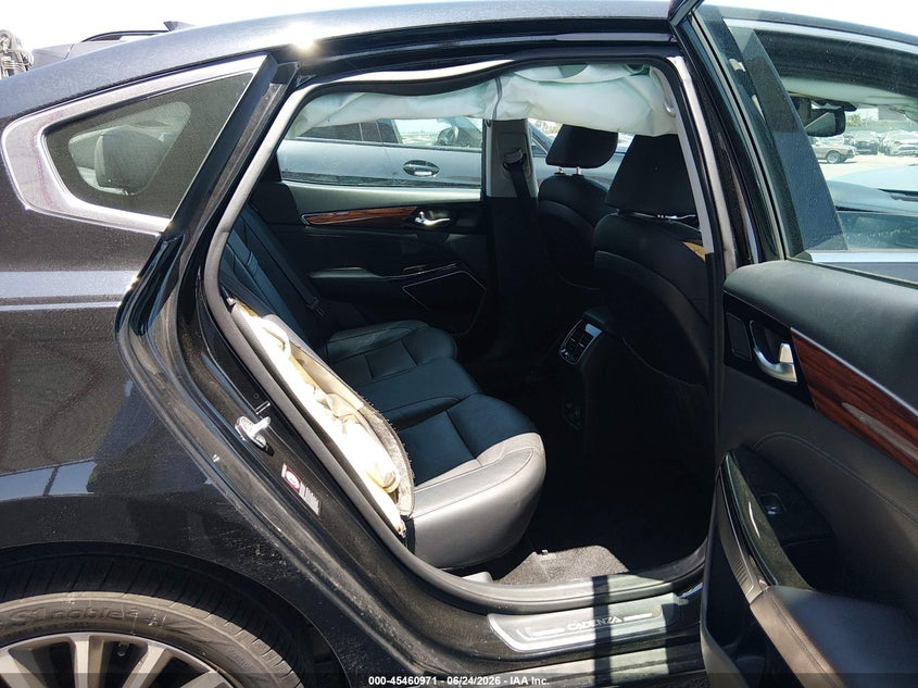 2017 Kia Cadenza VIN KNALC4J15H5058300 IAAI salvage auction — RIGHT FRONT, Salvage (California), sold $1,950 on 2026-07-16 (photo 8)