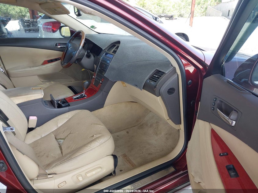 2008 Lexus Es 350 VIN JTHBJ46G982241670 IAAI salvage auction — NORMAL WEAR, Clear (Florida), sold $400 on 2026-07-14 (photo 5)