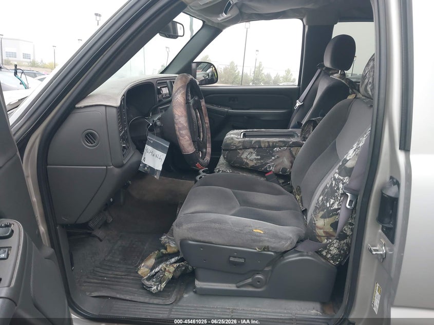 2005 Gmc SIERRA VIN 1GTHK29UX5E337123 IAAI salvage auction — LEFT FRONT, Salvage Certificate (California), sold $2,500 on 2026-07-10 (photo 5)