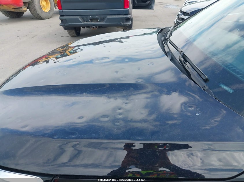 2023 Lincoln Corsair VIN 5LMCJ2DA6PUL14269 IAAI salvage auction — HAIL, Salvage Title, sold $8,000 on 2026-07-28 (photo 6)