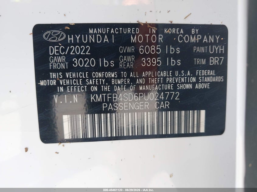 2023 Genesis G90 VIN KMTFB4SD6PU024772 IAAI salvage auction — Water/Flood, Non-Repairable (Texas), sold $26,000 on 2026-07-09 (photo 9)