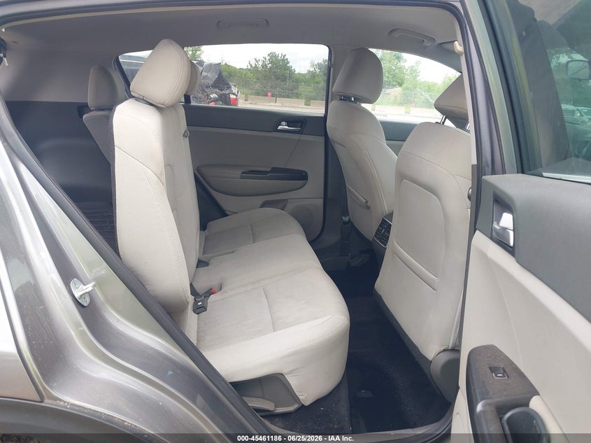 2017 Kia Sportage VIN KNDPMCAC2H7273683 IAAI salvage auction — RIGHT SIDE, Salvage Title, sold $1,750 on 2026-07-28 (photo 8)