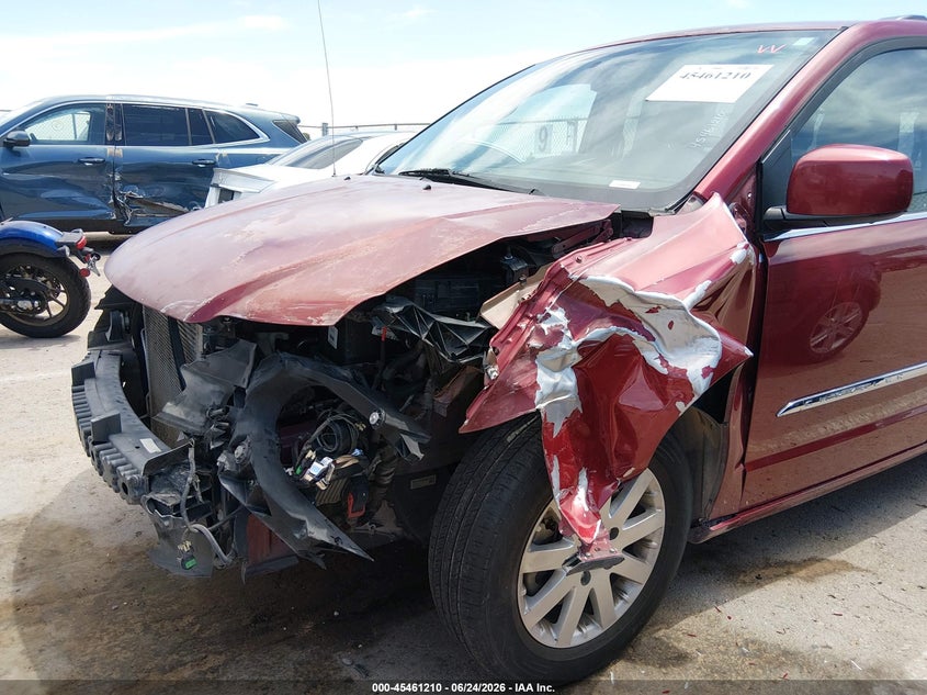 2015 Chrysler Town & country VIN 2C4RC1BG1FR753419 IAAI salvage auction — FRONT END, Salvage (Texas), sold $1,050 on 2026-07-22 (photo 6)
