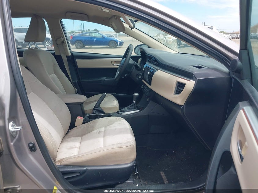 2015 Toyota Corolla VIN 5YFBPRHE1FP255702 IAAI salvage auction — NORMAL WEAR, Salvage Title - Dealer (California), sold $1,800 on 2026-07-08 (photo 5)