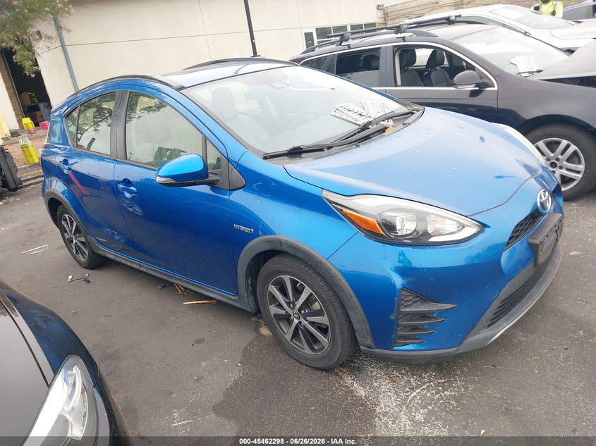 2018 Toyota Prius c VIN JTDKDTB37J1601116 IAAI salvage auction — LEFT SIDE, Salvage Title, sold $3,300 on 2026-07-17 (photo 1)