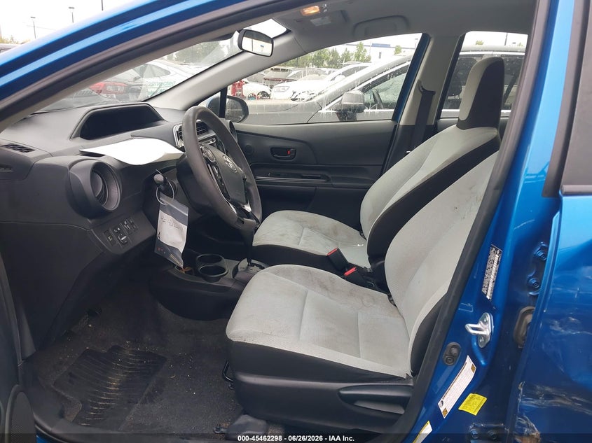 2018 Toyota Prius c VIN JTDKDTB37J1601116 IAAI salvage auction — LEFT SIDE, Salvage Title, sold $3,300 on 2026-07-17 (photo 5)