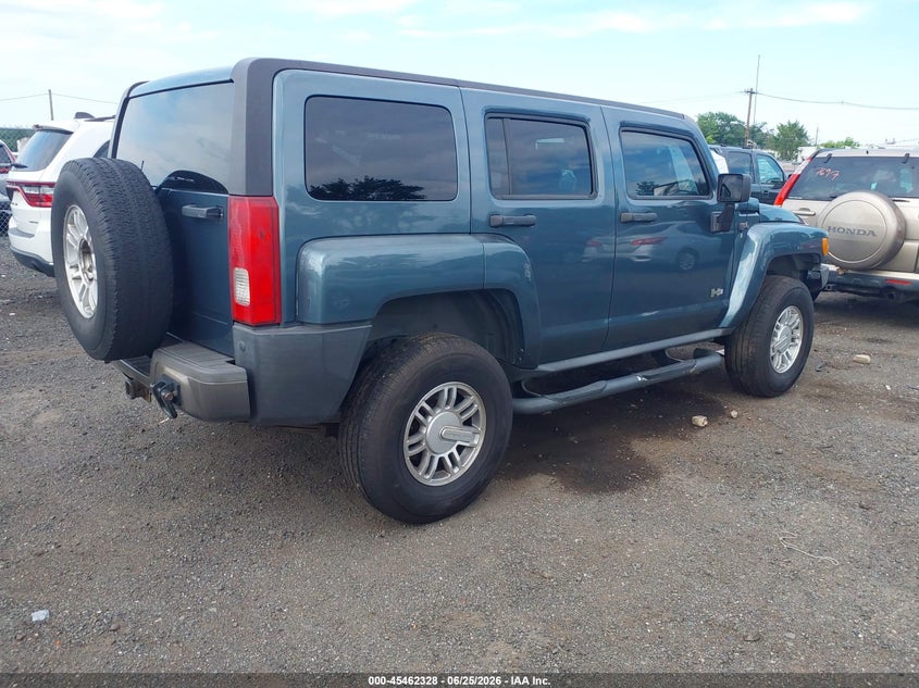 2007 Hummer H3 VIN 5GTDN13E078123334 IAAI salvage auction — NORMAL WEAR, Clear (New Jersey), sold $600 on 2026-07-06 (photo 4)