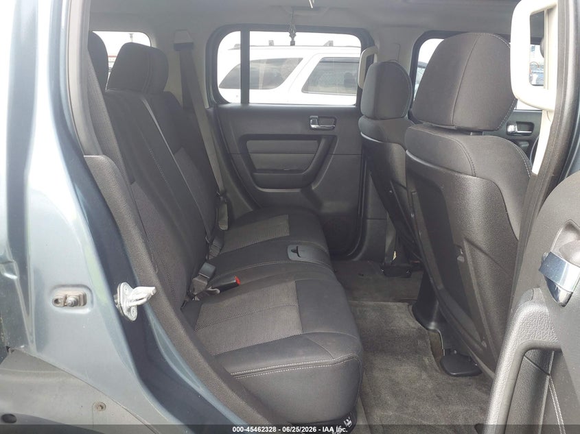 2007 Hummer H3 VIN 5GTDN13E078123334 IAAI salvage auction — NORMAL WEAR, Clear (New Jersey), sold $600 on 2026-07-06 (photo 8)