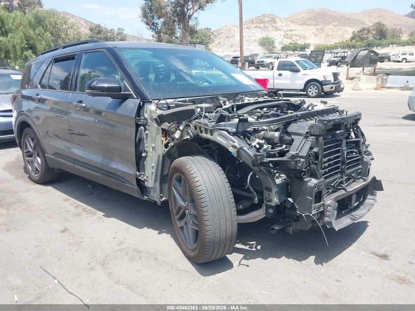 2025 Ford Explorer VIN 1FMUK7KH7SGA95542 — IAAI salvage auction photo