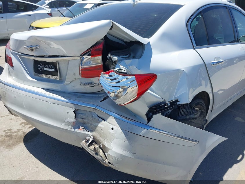2012 Hyundai Genesis VIN KMHGC4DD1CU207192 IAAI salvage auction — REAR END, Salvage (California), sold $25 on 2026-07-29 (photo 6)