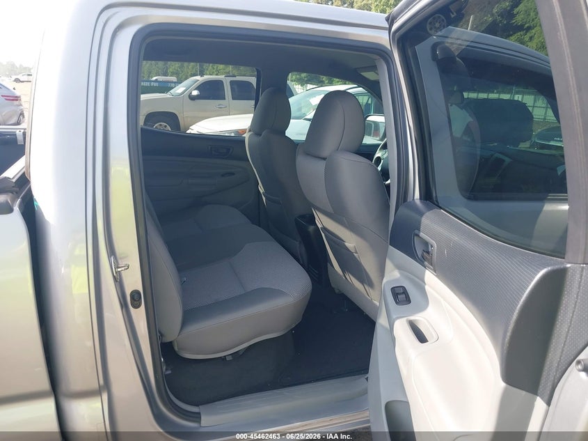 2015 Toyota Tacoma VIN 5TFKU4HN7FX007239 IAAI salvage auction — REAR END, Salvage (Georgia), sold $6,600 on 2026-07-23 (photo 8)