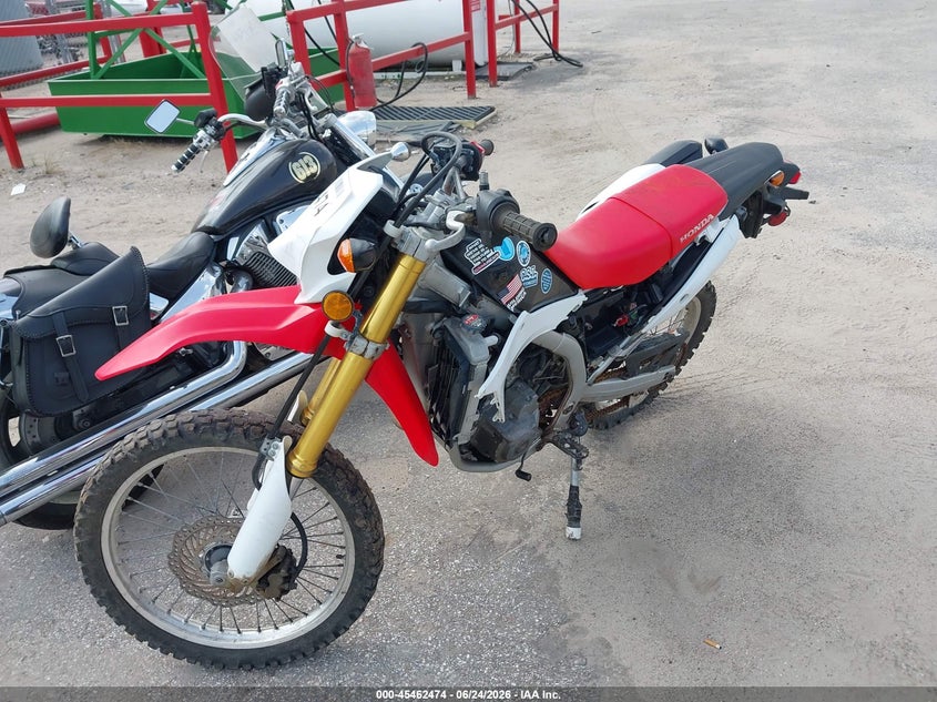2015 Honda Crf250x VIN MLHMD3817F5200046 IAAI salvage auction — THEFT, Original (Texas), sold $1,200 on 2026-07-15 (photo 2)