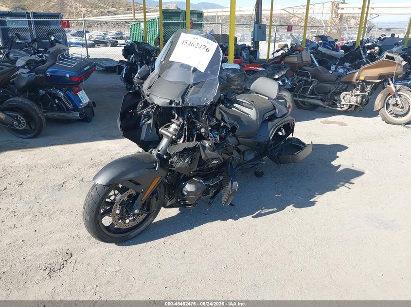 2025 Honda Gl1800c VIN JH2SC7911SK700256 IAAI salvage auction — ALL OVER, Salvage Title, sold $525 on 2026-07-29 (photo 2)