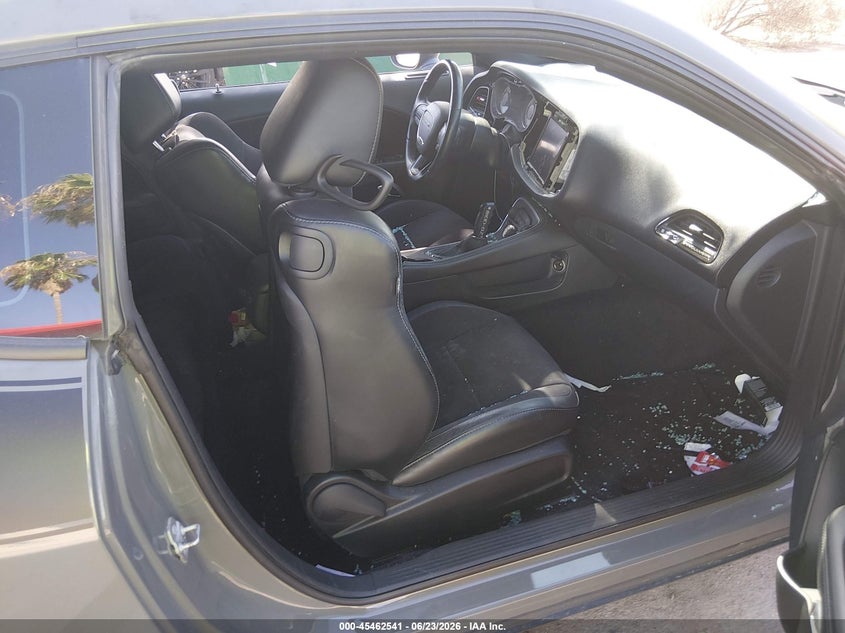 2018 Dodge Challenger VIN 2C3CDZFJ9JH123996 IAAI salvage auction — VANDALISM, Salvage (Arizona), sold $13,450 on 2026-07-09 (photo 5)