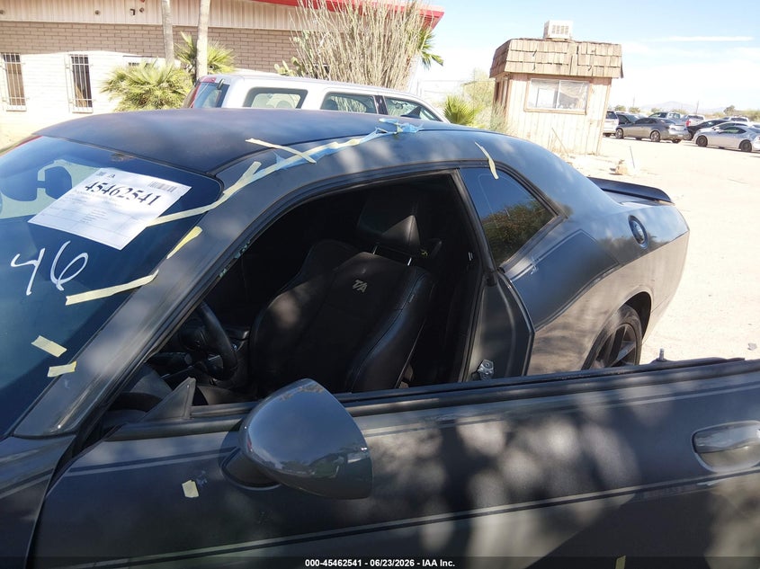 2018 Dodge Challenger VIN 2C3CDZFJ9JH123996 IAAI salvage auction — VANDALISM, Salvage (Arizona), sold $13,450 on 2026-07-09 (photo 6)