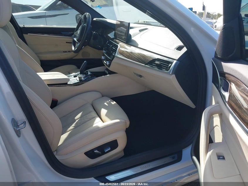 2023 BMW VIN WBA13AG09PCL38347 IAAI salvage auction — LEFT FRONT, Salvage Title, sold $16,500 on 2026-08-12 (photo 5)