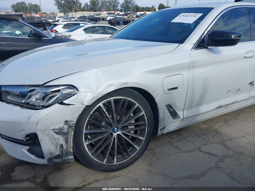 2023 BMW VIN WBA13AG09PCL38347 IAAI salvage auction — LEFT FRONT, Salvage Title, sold $16,500 on 2026-08-12 (photo 6)
