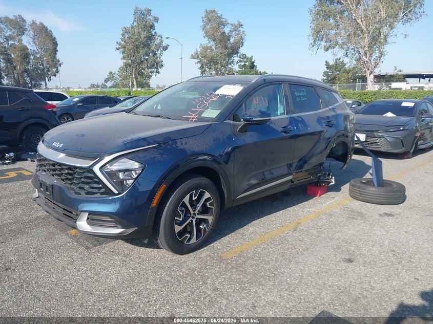 2023 Kia Sportage VIN KNDPVCAG1P7068418 IAAI salvage auction — LEFT SIDE, Salvage (California), sold $11,700 on 2026-07-07 (photo 2)