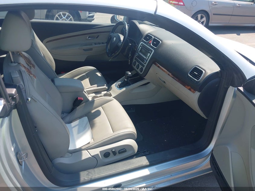 2007 Volkswagen Eos VIN WVWFA71F67V010337 IAAI salvage auction — NORMAL WEAR, Clear (Utah), sold $375 on 2026-07-09 (photo 5)